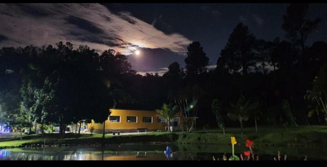 Pousada Paraiso Serra Negra  Buitenkant foto